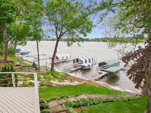 4936 Edgewater Drive, Mound, MN 55364