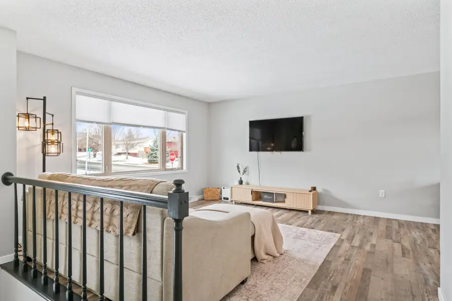 206 8th Avenue Ne, Kasson, MN 55944 - #3