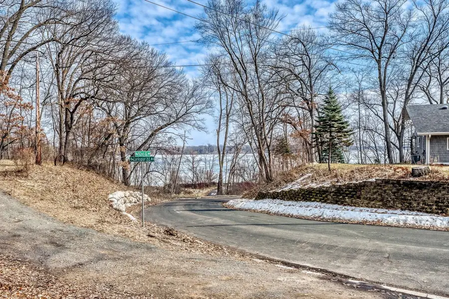 19230 Larkspur Avenue N, Marine On Saint Croix, MN 55047 - #2