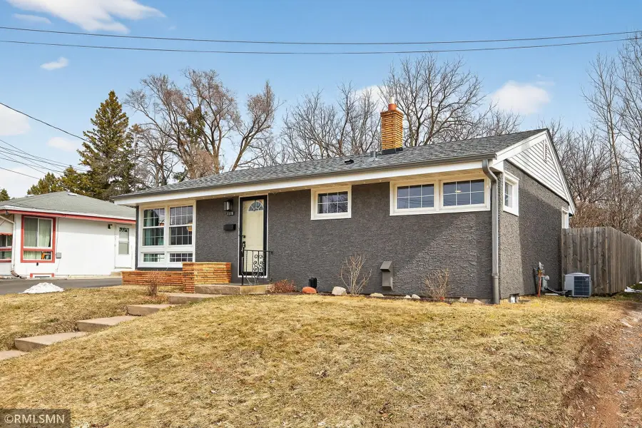 1370 Barclay Street, Saint Paul, MN 55106 - #2