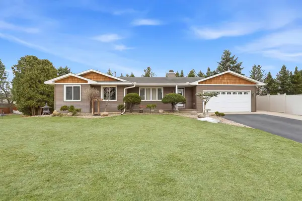 1680 129th Circle Nw, Coon Rapids, MN 55448