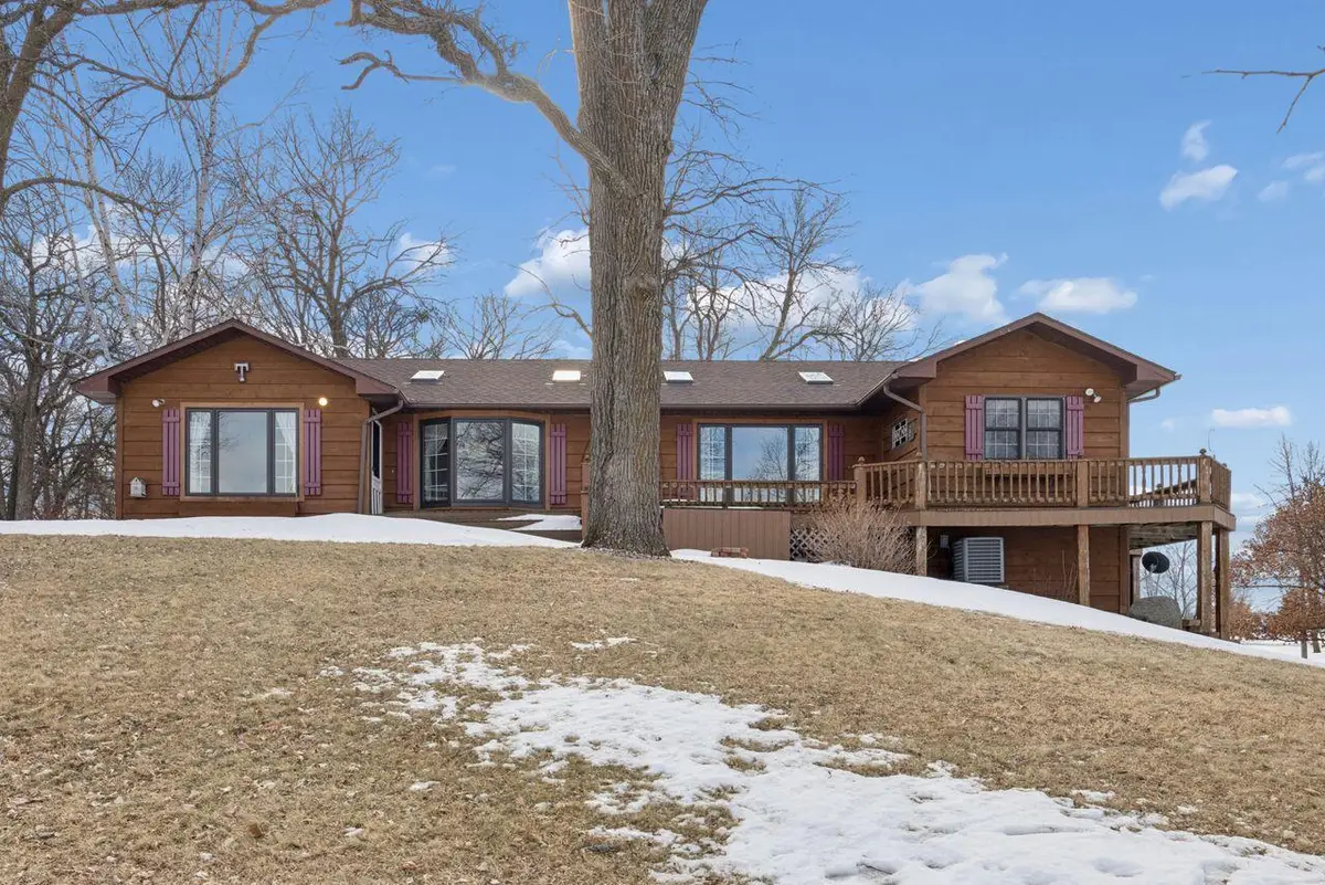1122 S Andrew Drive Ne, New London, MN 56273 - #1