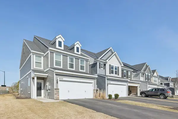 18528 60th Avenue N, Plymouth, MN 55446