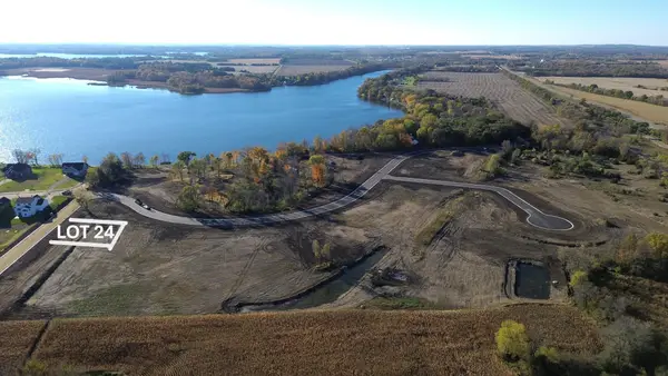 1330 Sunset Lane, Annandale, MN 55302