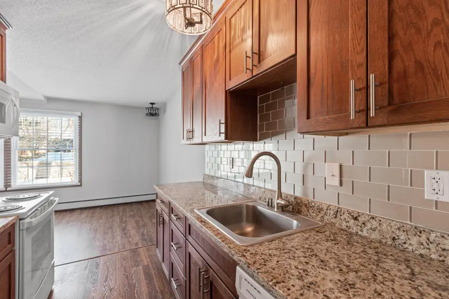4442 Cedar Lake Road S #7, Saint Louis Park, MN 55416 - #3