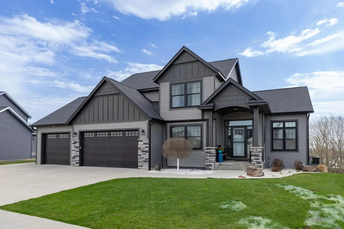 6364 Sunset Hill Place Nw, Rochester, MN 55901 - #1