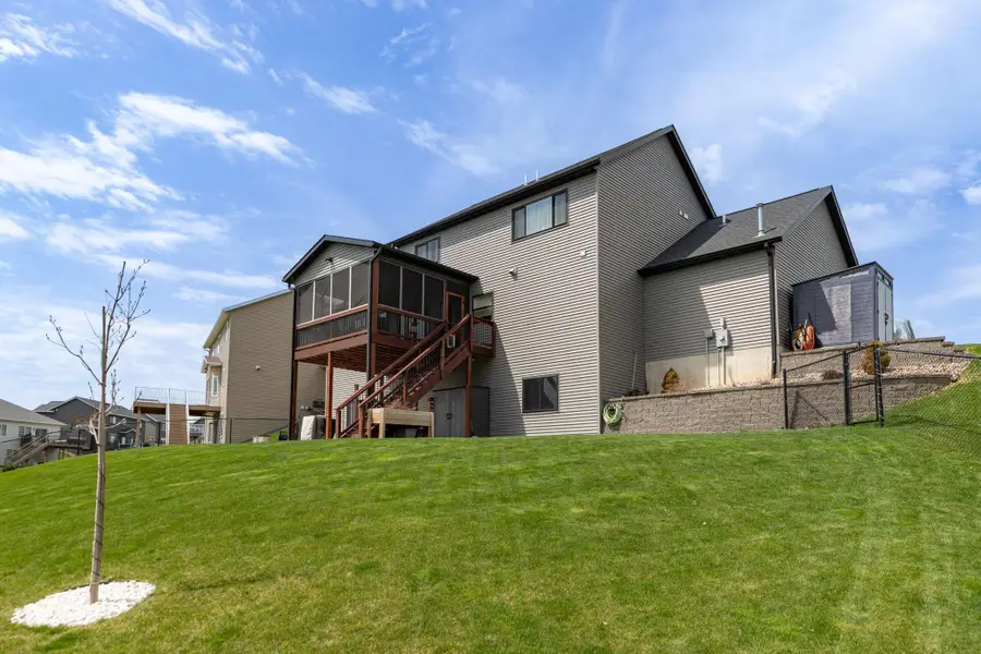 6364 Sunset Hill Place Nw, Rochester, MN 55901 - #3