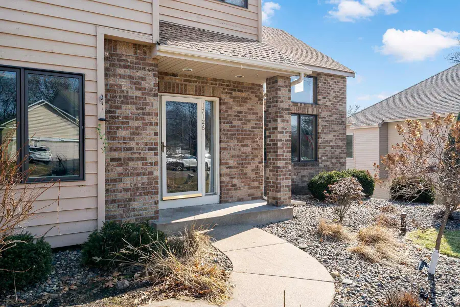 17126 Jonathan Court, Lakeville, MN 55044 - #3