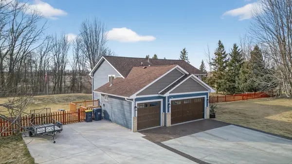 27314 Jody Avenue, Chisago City, MN 55013