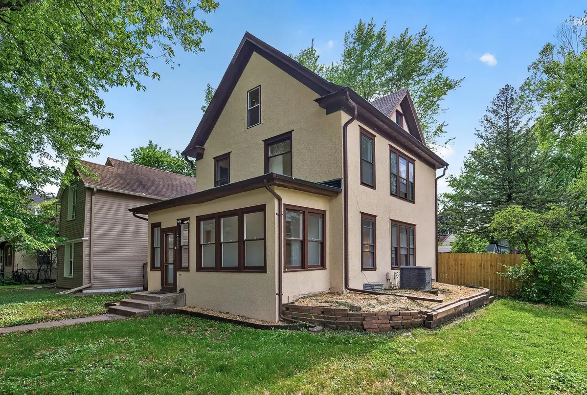 2900 30th Avenue S, Minneapolis, MN 55406 - #1