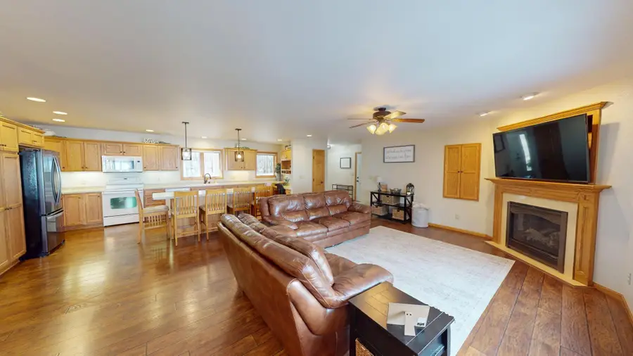 64562 270th Street, Alden, MN 56009 - #3