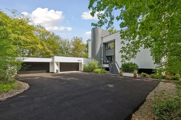 18804 Kingswood Terrace, Minnetonka, MN 55345