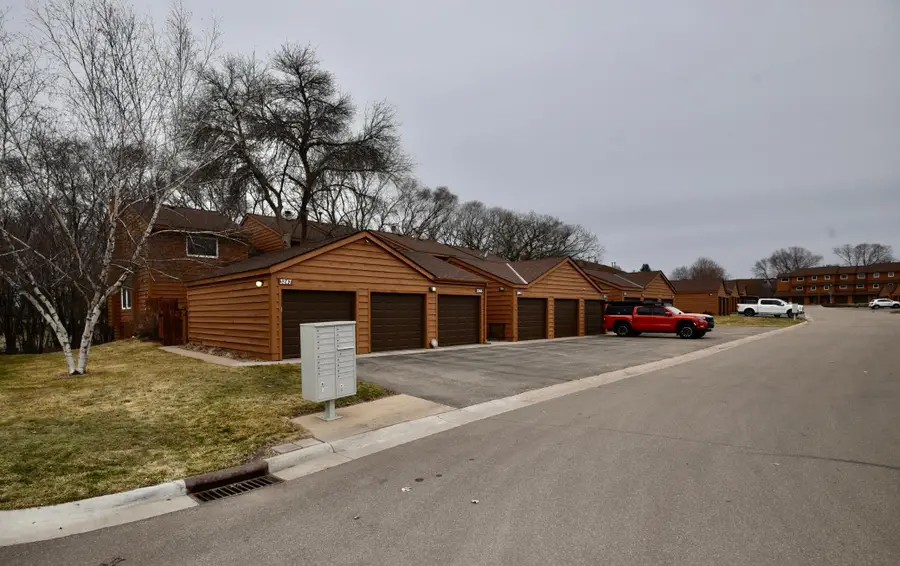 3245 Evergreen Drive, Eagan, MN 55121 - #3