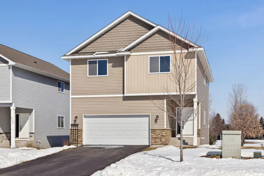 10760 Knollwood Lane, Woodbury, MN 55129 - #2