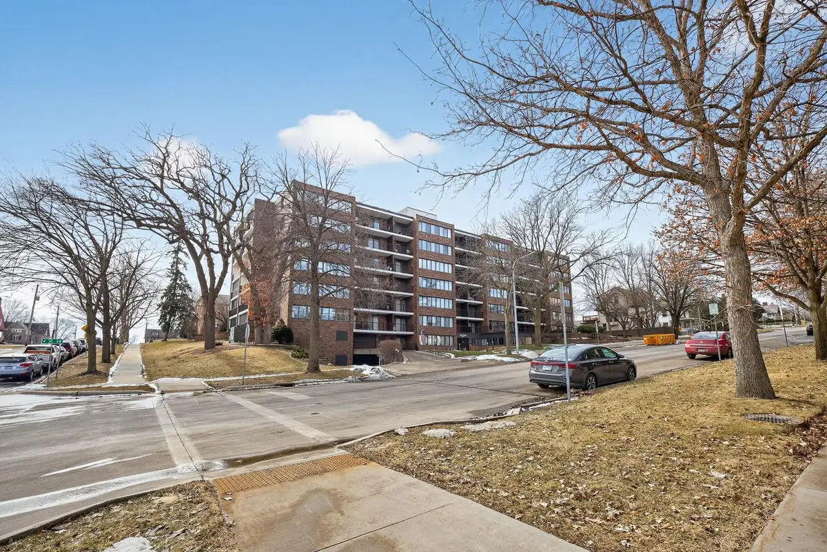 600 4th Street Sw #408, Rochester, MN 55902 - #1