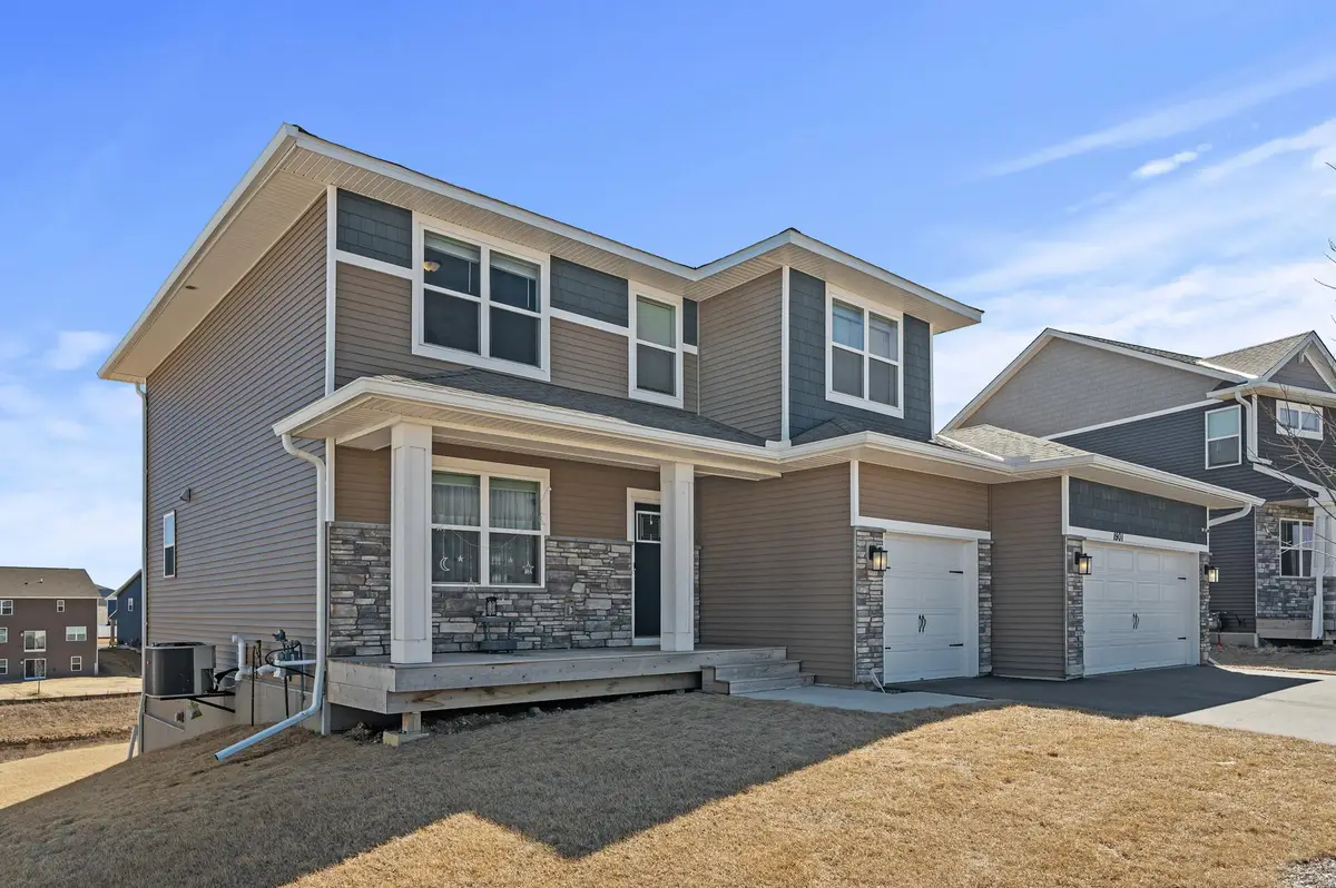 1901 Aztec Avenue, Shakopee, MN 55379 - #1