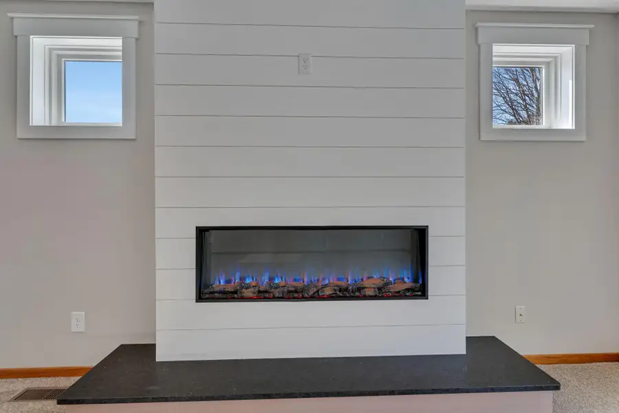 2608 10th Street Sw, Willmar, MN 56201 - #2