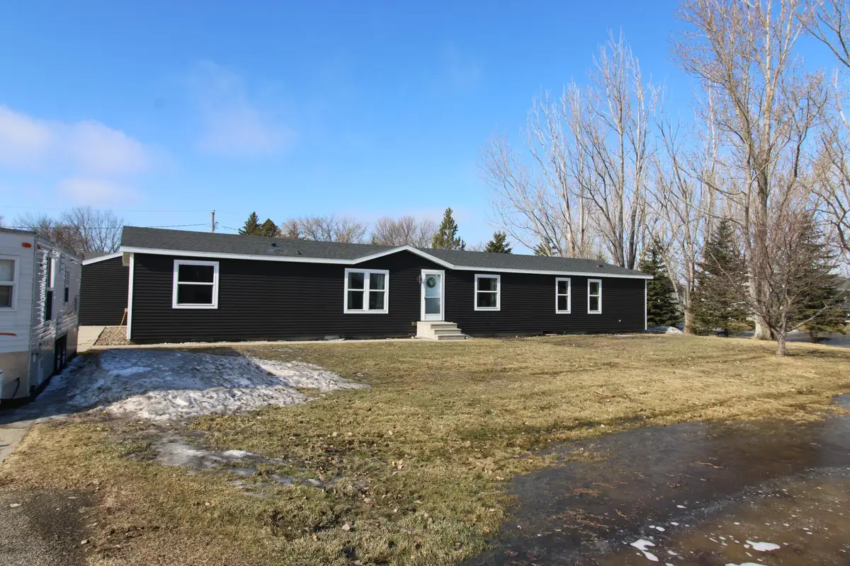 315 4th Street, Davenport, ND 58021 - #1