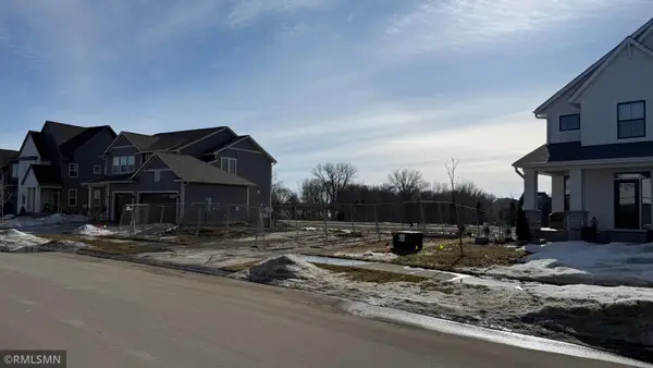 10131 Shadyview Lane N, Maple Grove, MN 55311