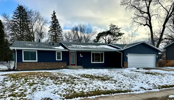 4021 Pebblebrook Drive, Bloomington, MN 55437