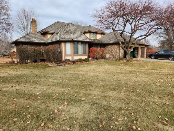3259 Berwick Knoll, Brooklyn Park, MN 55443