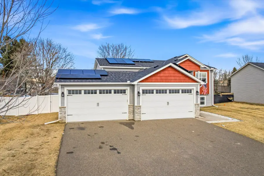 704 Edgewood Street Sw, Isanti, MN 55040 - #2