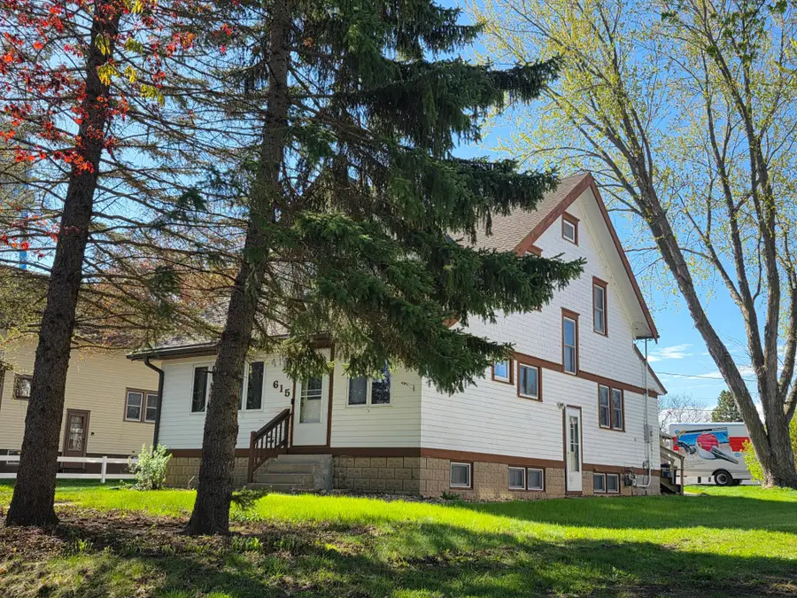615 7th Street, Kenyon, MN 55946 - #3