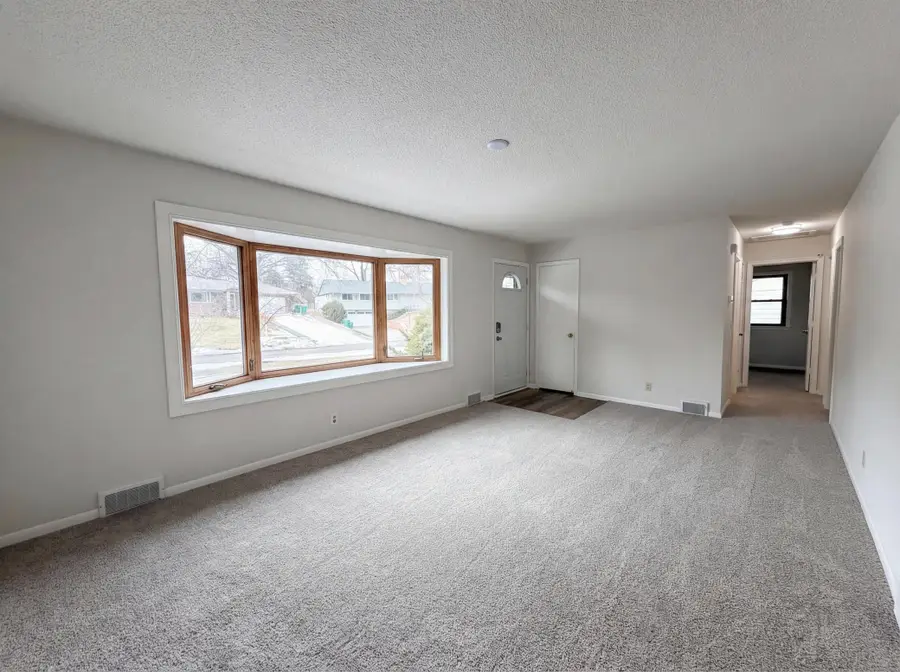 8615 Virginia Circle N, Saint Louis Park, MN 55426 - #3