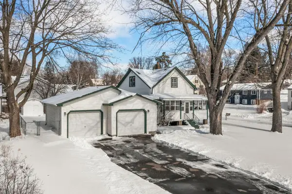 1083 Gordon Avenue, Maplewood, MN 55109