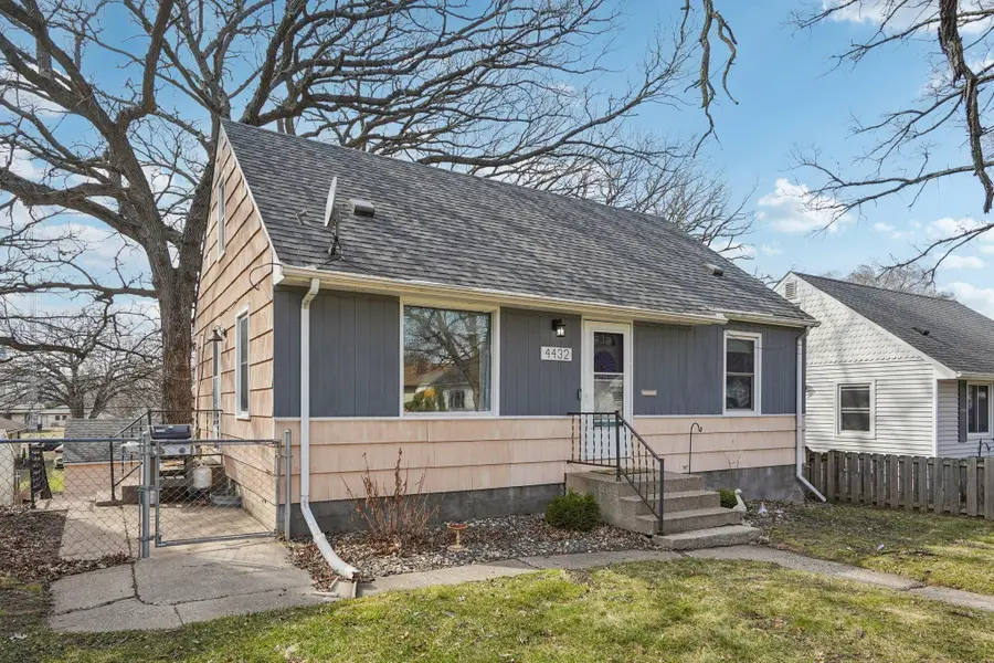 4432 3rd Street Ne, Columbia Heights, MN 55421 - #2