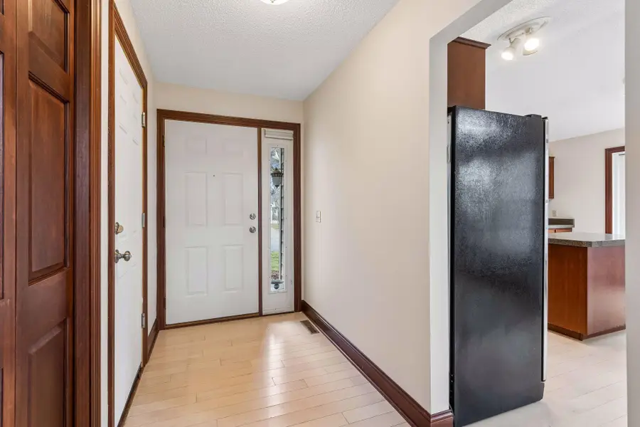 19440 Vine Ridge Road, Shorewood, MN 55331 - #3