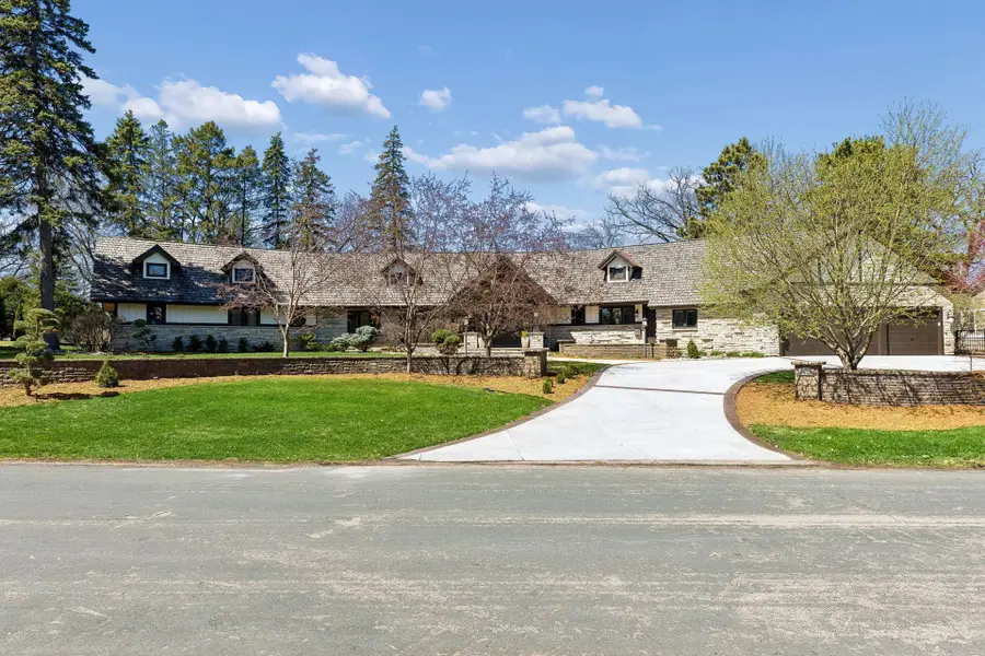 4812 W Sunnyslope Road, Edina, MN 55424 - #2