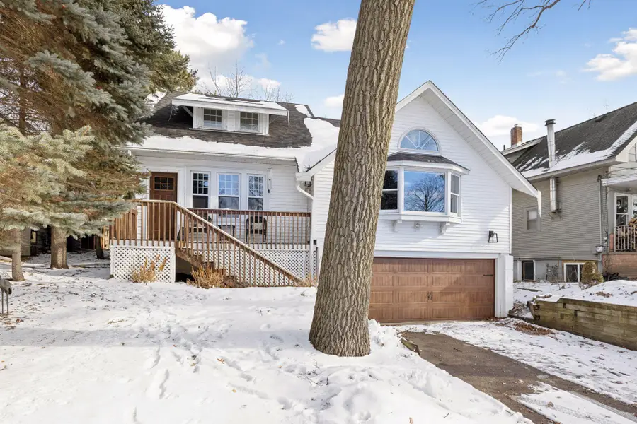 1040 Summit Avenue, Mahtomedi, MN 55115 - #2