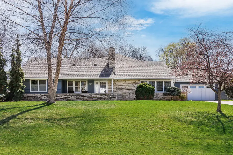 5277 Lochloy Drive, Edina, MN 55436 - #2