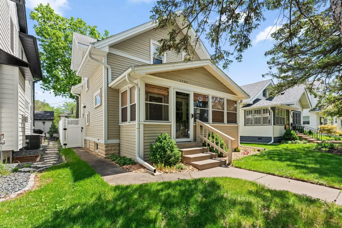 3205 46th Avenue S, Minneapolis, MN 55406 - #1