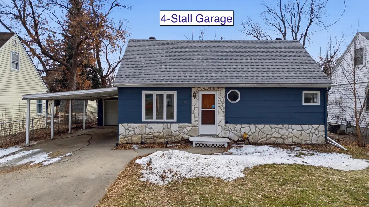 1718 6th Avenue S, Fargo, ND 58103 - #1