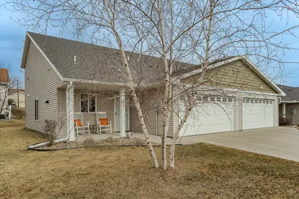 1215 Sundance Court Ne, Byron, MN 55920