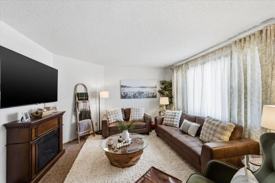 414 Upland Avenue Nw, Elk River, MN 55330 - #3