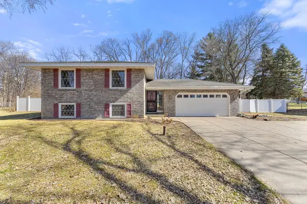 11716 Edgewood Avenue N, Champlin, MN 55316