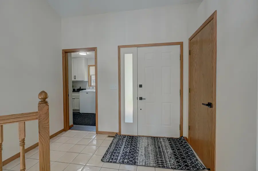 1612 Golf View Drive, River Falls, WI 54022 - #3