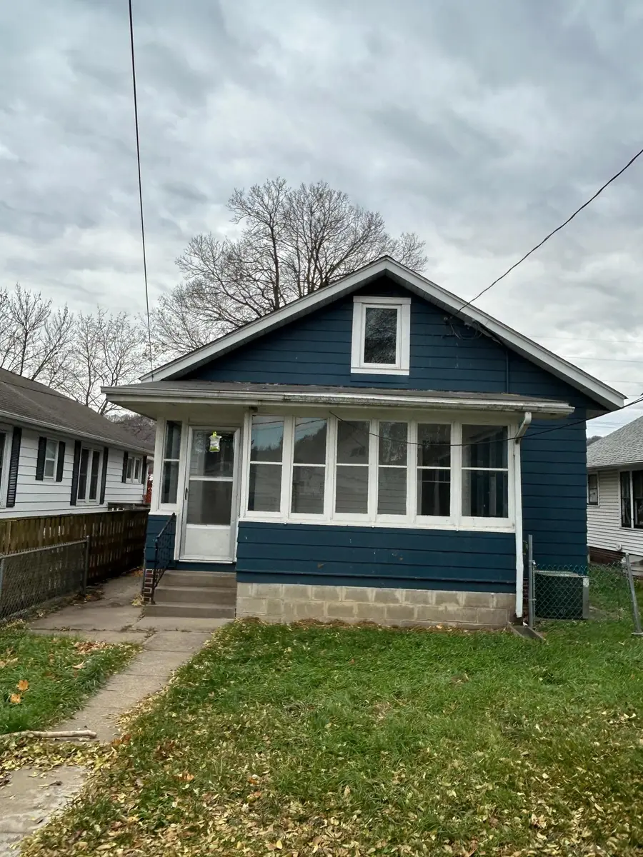 152 E Mark Street, Winona, MN 55987 - #2