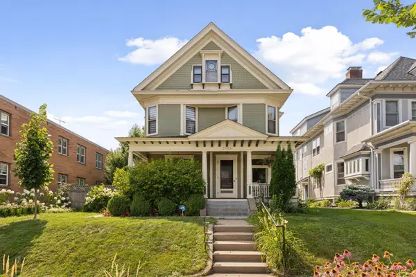 2444 Bryant Avenue S, Minneapolis, MN 55405