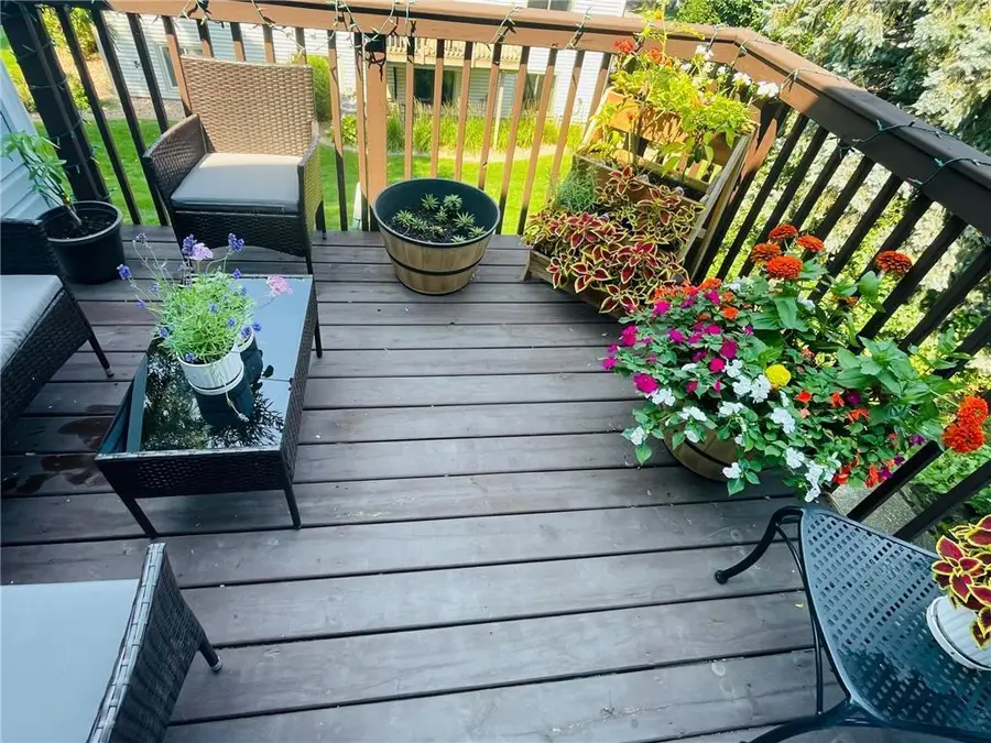 2505 Geranium Avenue E, Maplewood, MN 55119 - #2