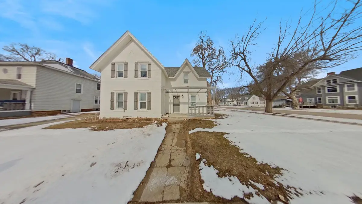 504 1st Street Nw, Faribault, MN 55021 - #1