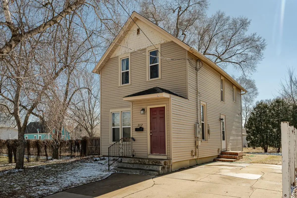 212 12th Street Nw, Rochester, MN 55901 - #1