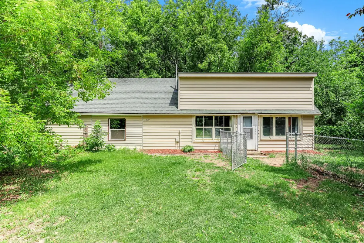 1029 197th Avenue Ne Avenue Ne, East Bethel, MN 55011 - #1