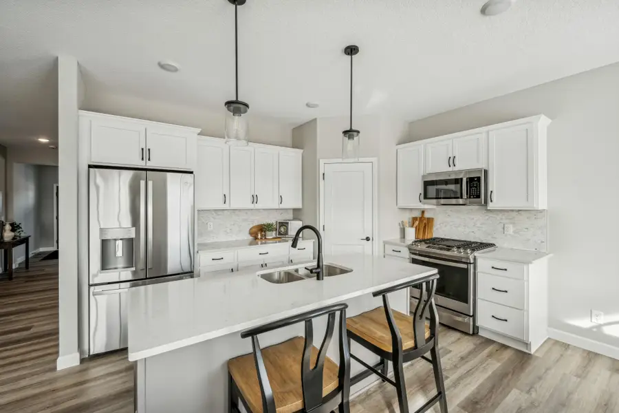 937 Kepler Avenue Ne, Hanover, MN 55341 - #3