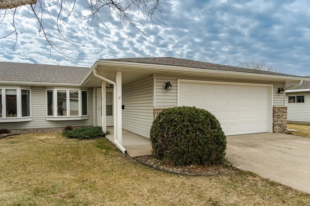 702 2nd St. Sw, Kasson, MN 55944 - #1