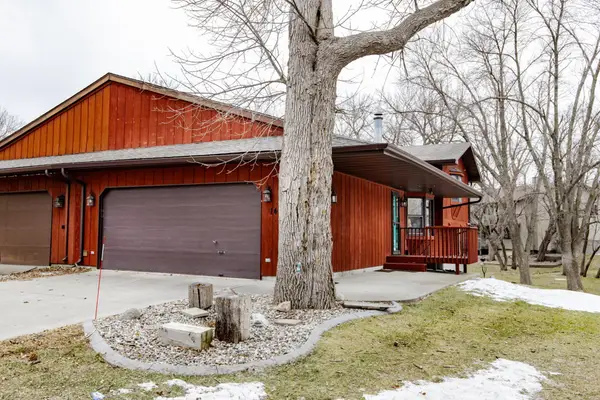 1419 23rd Street S, Fargo, ND 58103