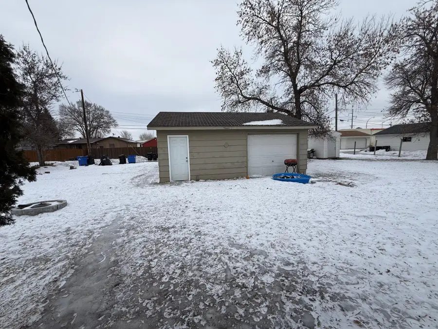 717 26th Street N, Fargo, ND 58102 - #2